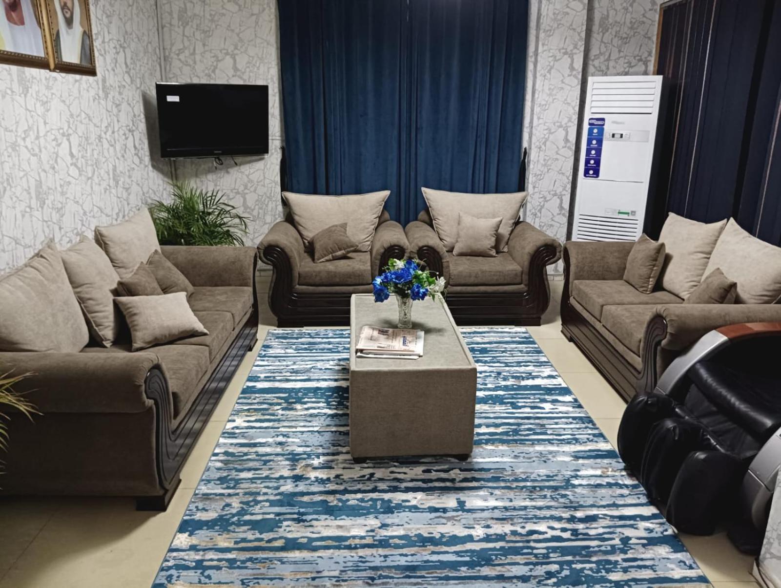 Hala Hotels Apartments ชาร์จาห์ ภายนอก รูปภาพ